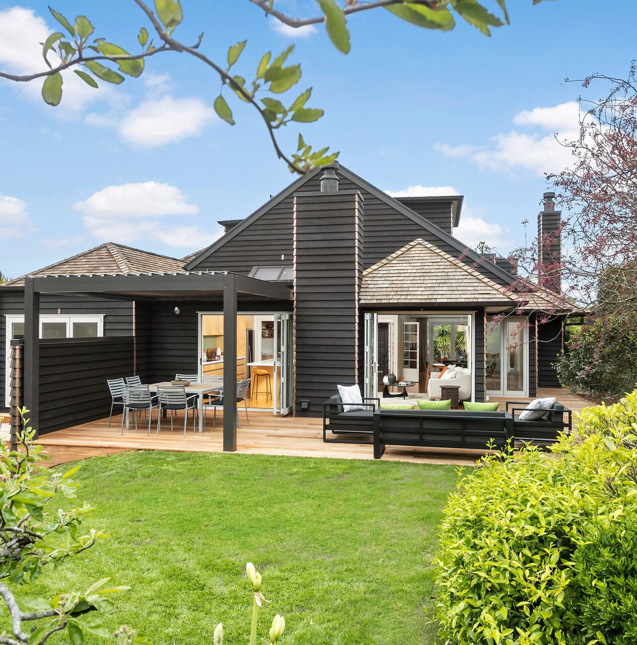 Resolution Projects | Stirling